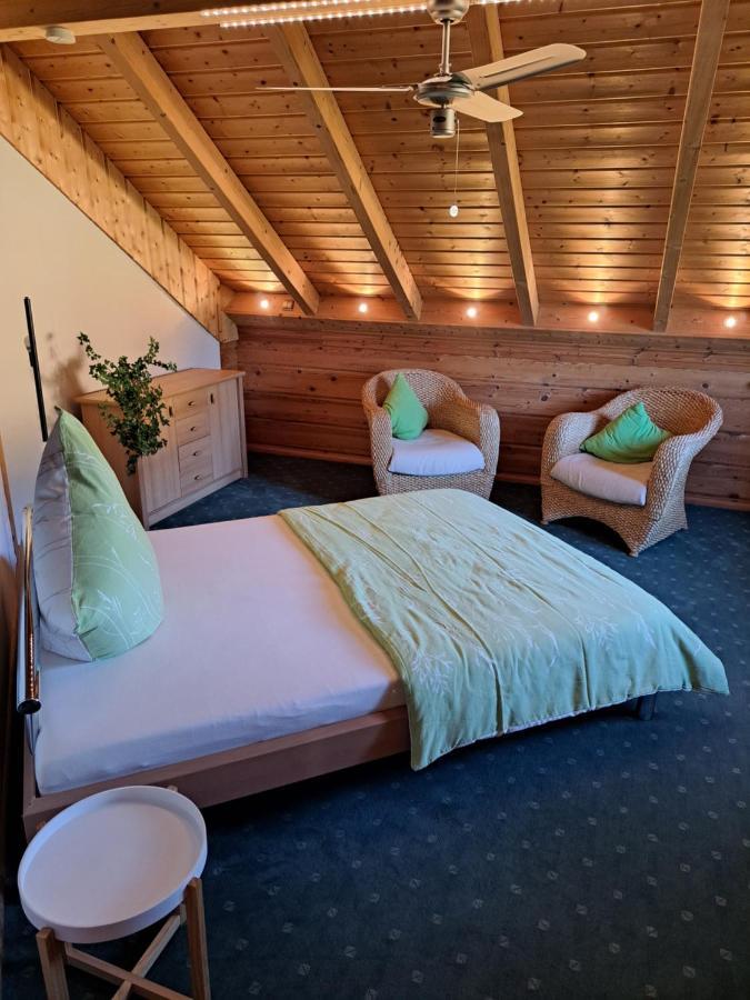 Steewer Landhaus Gemuetliche Ferienwohnung Bis 6 Pers In Ruhiger Ortsrandlage Stebach Kültér fotó